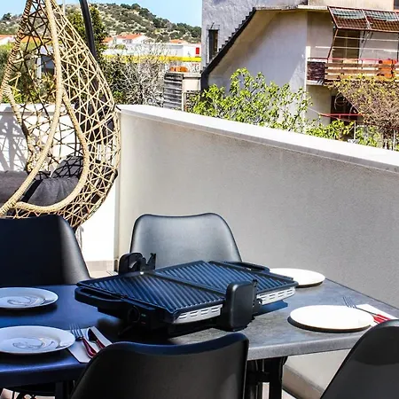 Apartmani Hiza I Vila Betina  Exterior photo