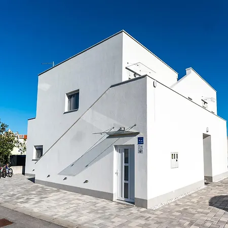 Apartmani Hiza I Vila Betina  Exterior photo