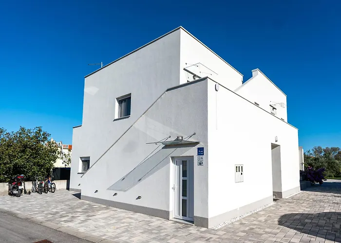 Apartmani Hiza I Vila