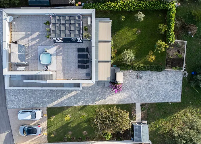 Apartmani Hiza I Vila