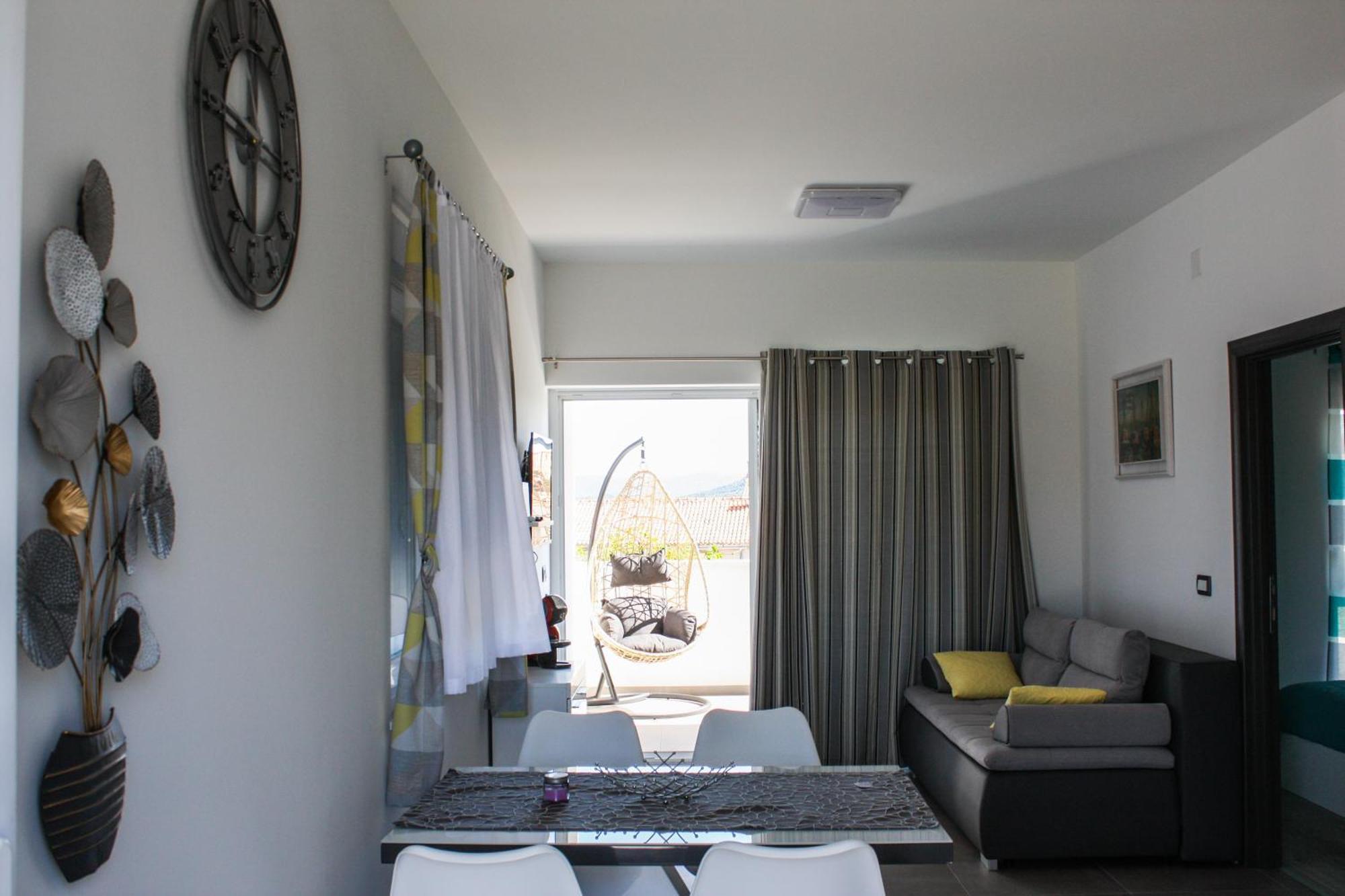 Hiza I Apartment