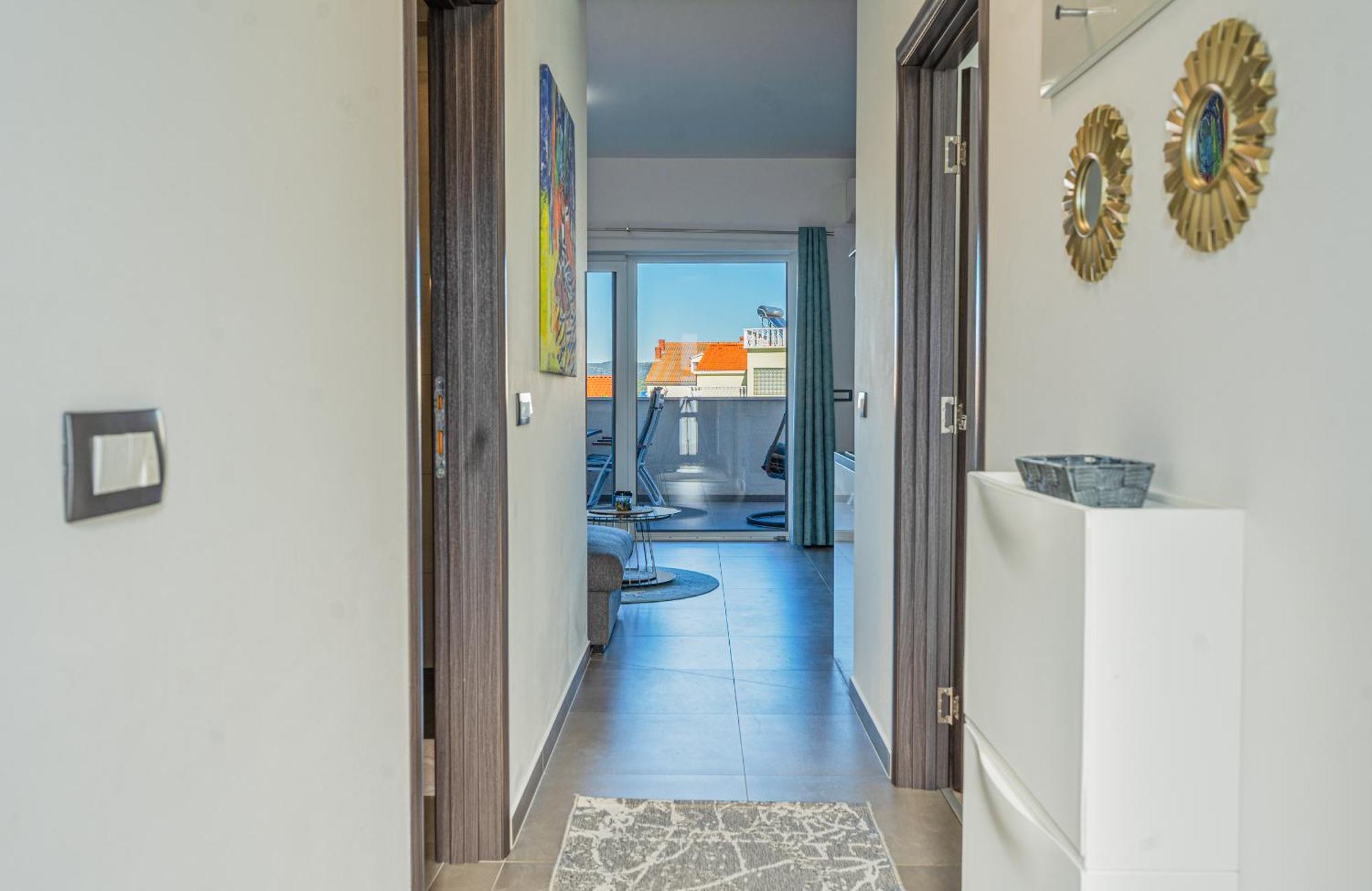 Hiza I Apartment